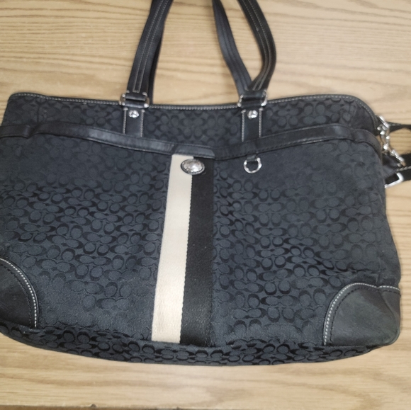 Coach Voyager Tote - Picture 7 of 15